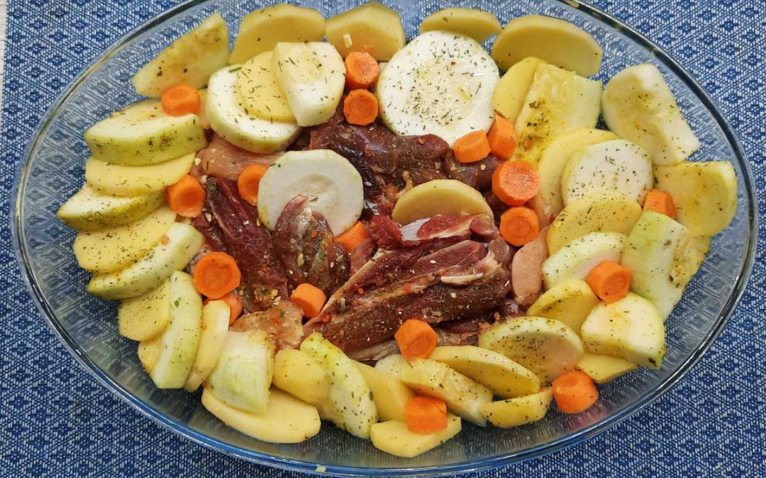 Idealan predlog za ručak za celu porodicu: Ratatuj sa ćuretinom i povrćem
